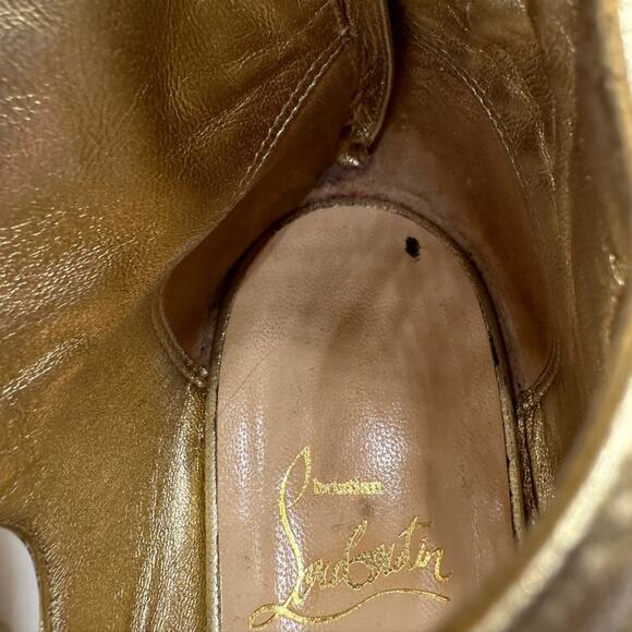 Christian Louboutin Sparty Flat Nappa Laminata Light Gold Gladiator Sandals 40 - Picture 11 of 14